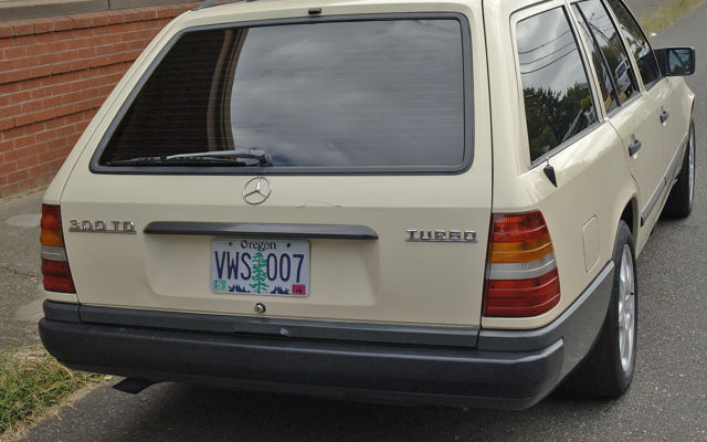 1987 Mercedes-Benz 300-Series 300TD 300 TD - photo 9