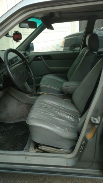 1987 Mercedes-Benz 300-Series - photo 6
