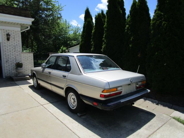 1988 BMW 5-Series 528E - photo 4