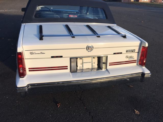 1988 Cadillac DeVille Base Sedan 2-Door - photo 9