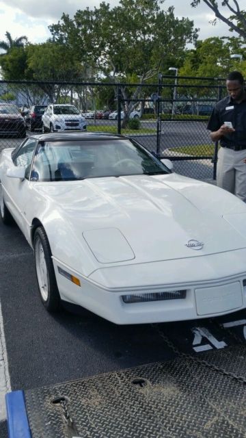 1988 Chevrolet Corvette - photo 2