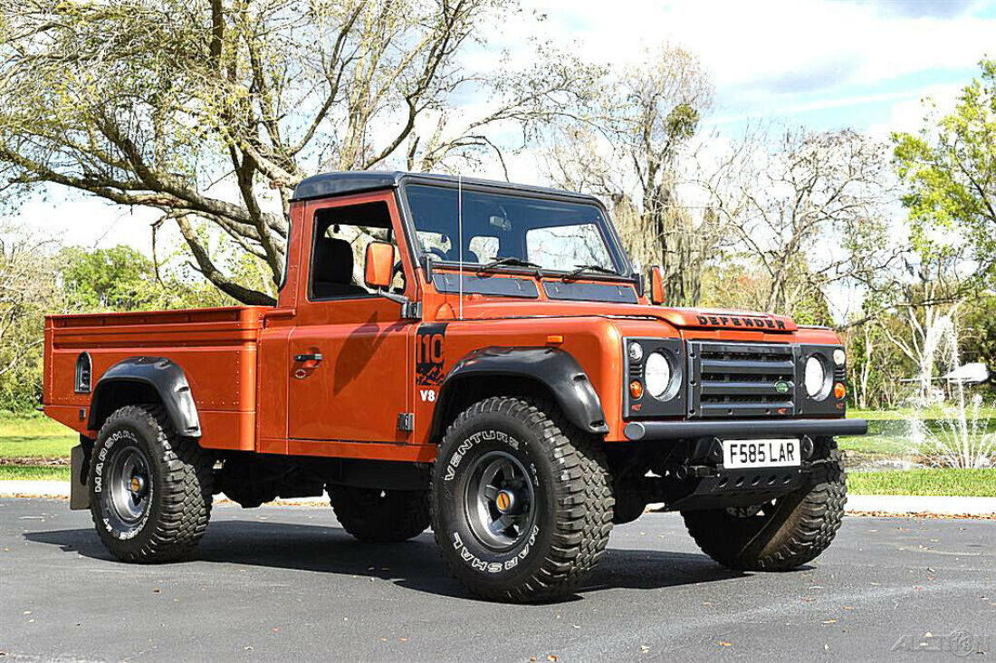 1988 Land Rover Defender 35k Miles 3.9L V8 Automatic - photo 2