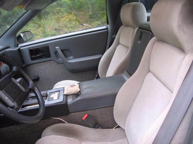 1988 Pontiac Fiero - photo 3