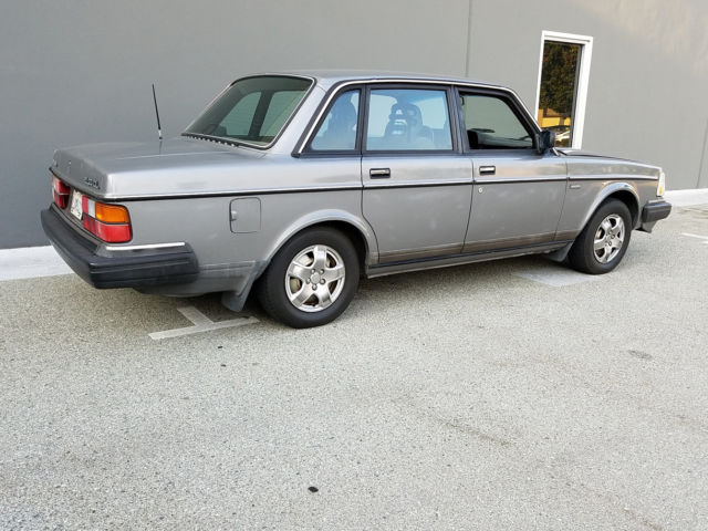 1988 Volvo 240 240DL - photo 3