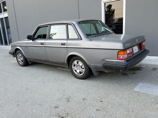 1988 Volvo 240 240DL - photo 5