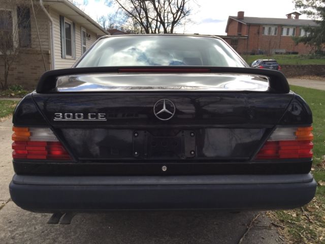 1989 Mercedes-Benz 300-Series - photo 3