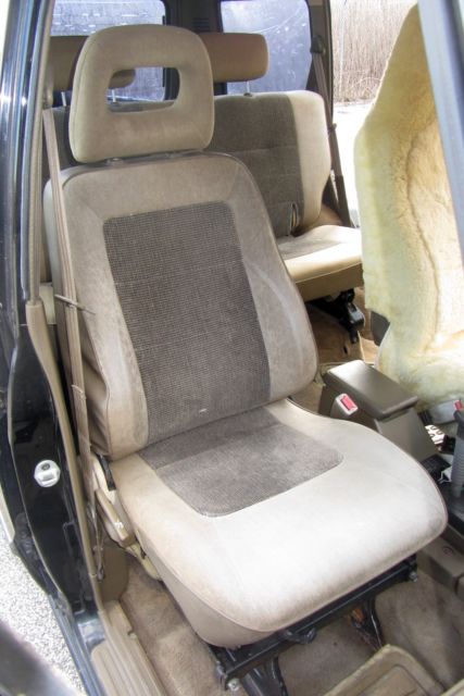 1989 Mitsubishi Montero LS - photo 11