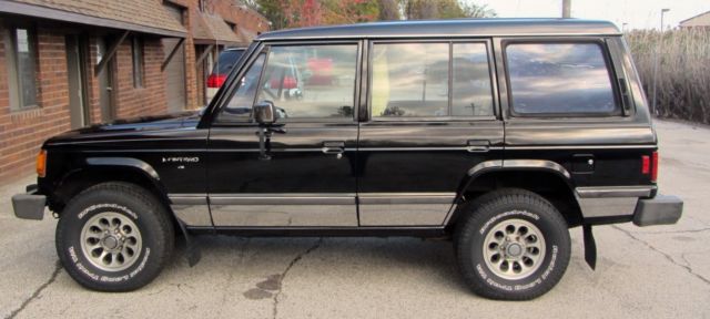 1989 Mitsubishi Montero LS - photo 2