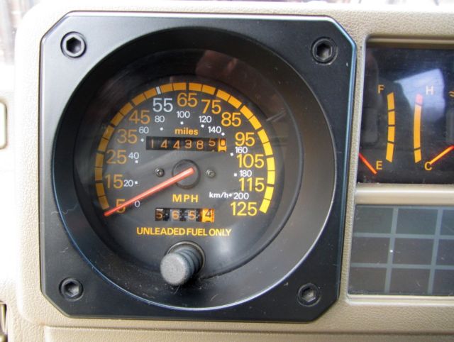1989 Mitsubishi Montero LS - photo 9