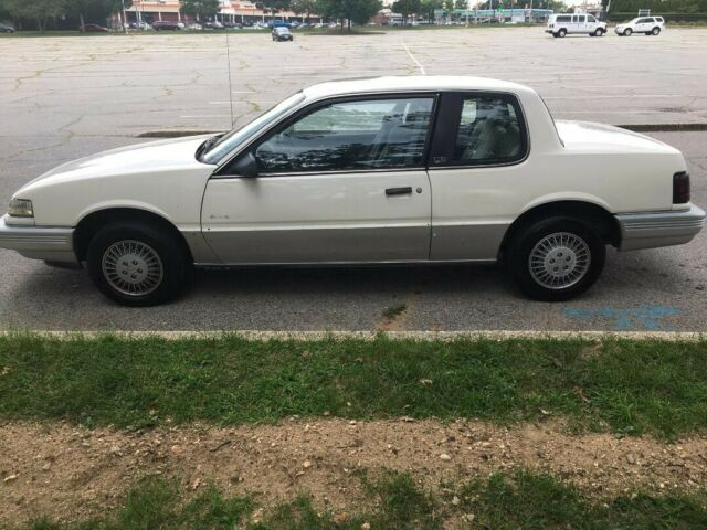 1989 Pontiac Grand Am LE - photo 2