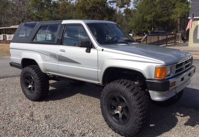 RARE 1989 Toyota 4Runner w/ removable shell 1989 Toyota 4Runner SR5