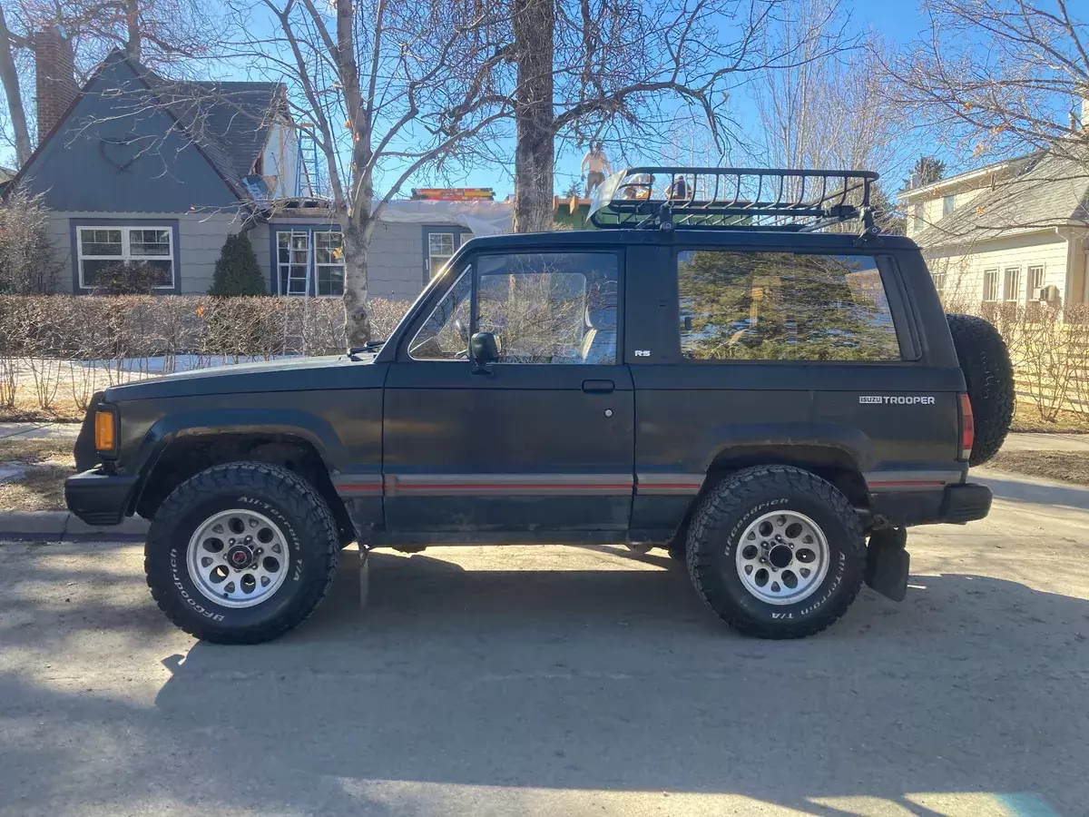 Rare 1989 Trooper RS 2.6L 4cyl 4wd only 87k miles on the engine. 1989 Isuzu Trooper II