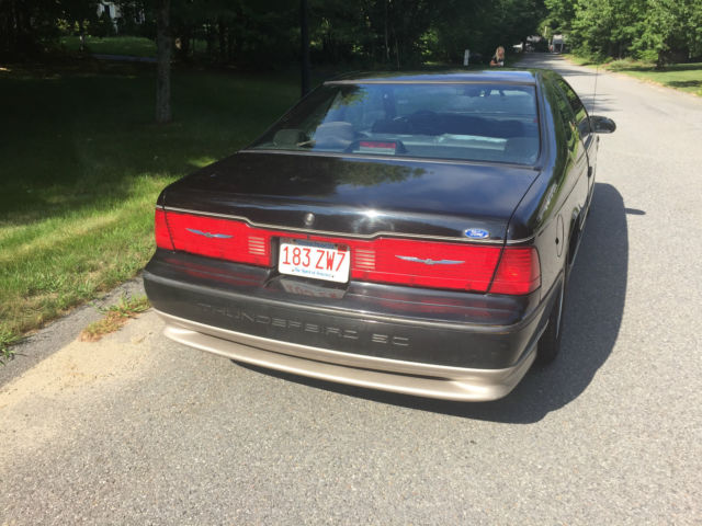 1990 Ford Thunderbird 35 Anniversary Edition - photo 5