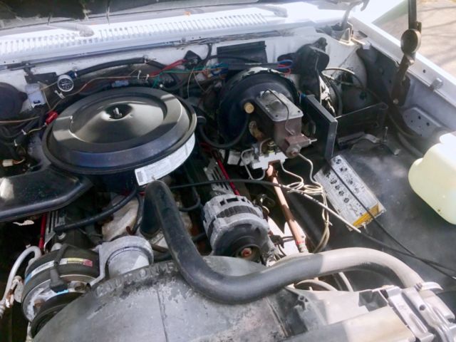 1991 Chevrolet Suburban 2500 - photo 4