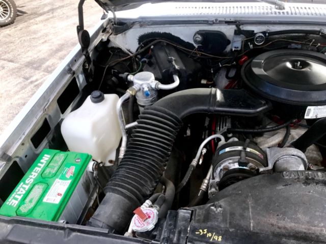 1991 Chevrolet Suburban 2500 - photo 5