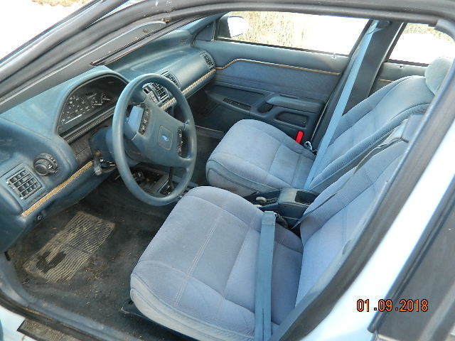 1991 Ford Tempo - photo 11