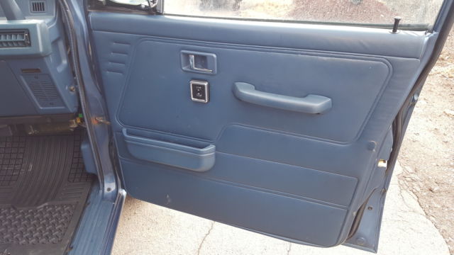 1991 Mitsubishi Montero - photo 6