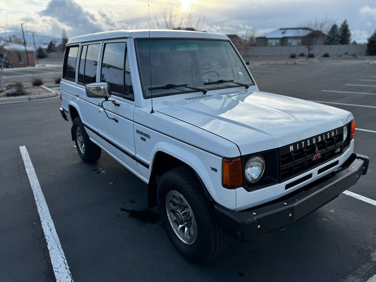 1991 Mitsubishi Montero - photo 9