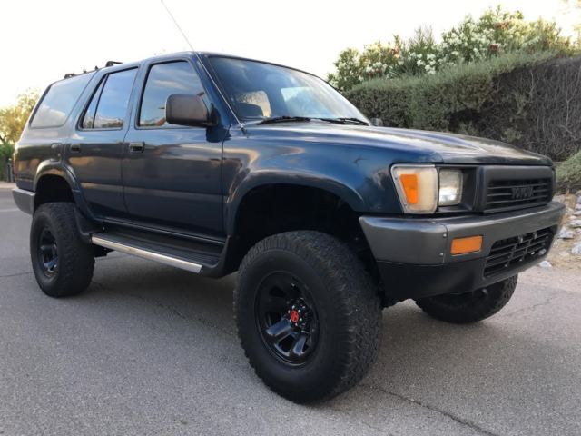 1991 Toyota 4Runner SR5 Sport Utility 4-Door