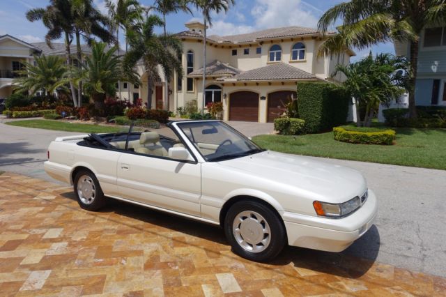 1992 Infiniti M30