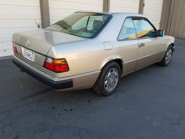1992 Mercedes-Benz 300-Series 300CE - photo 6