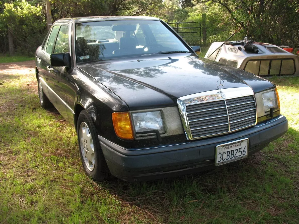 1992 Mercedes-Benz E-Class