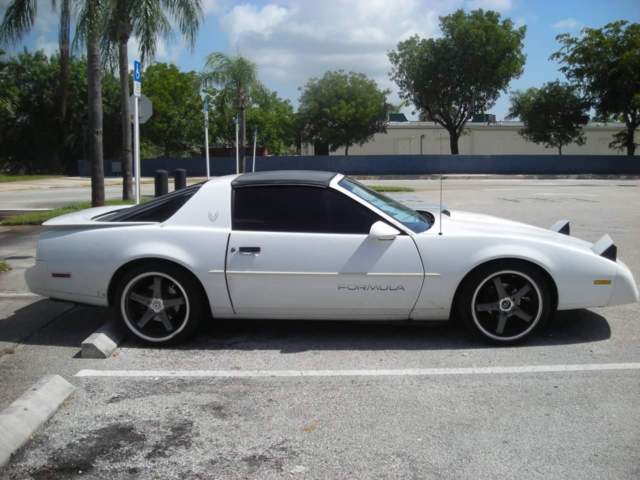1992 Pontiac Firebird - photo 3