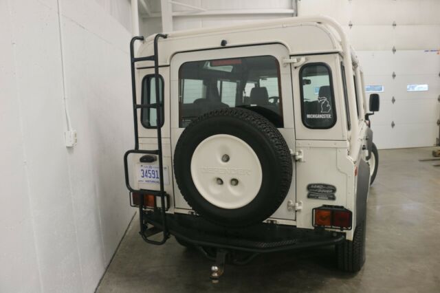 1993 Land Rover Defender - photo 3
