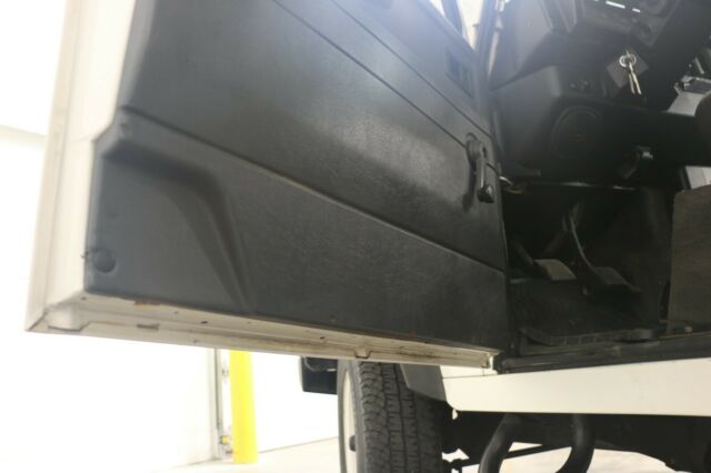 1993 Land Rover Defender - photo 8