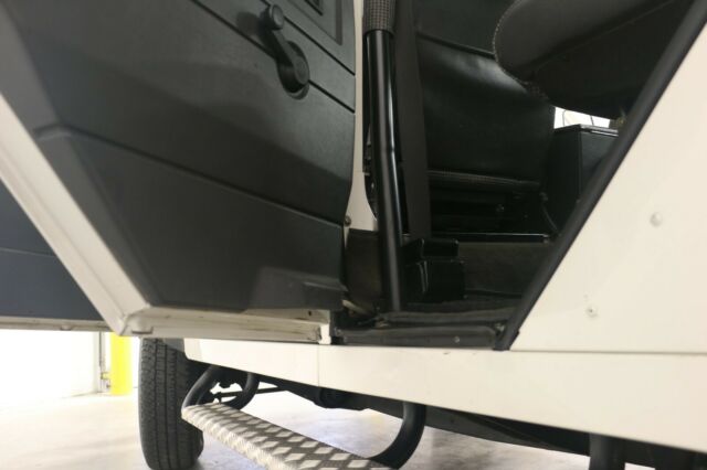 1993 Land Rover Defender - photo 9