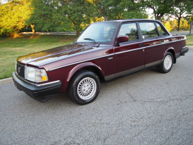 1993 Volvo 240 240 Classic 5-spd