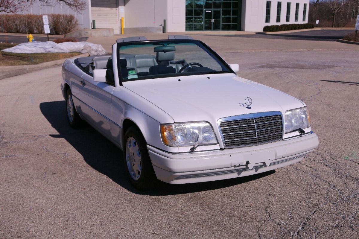 1994 Mercedes-Benz E-Class Convertible - photo 5