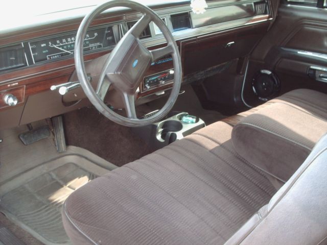 1986 Ford Crown Victoria - photo 13