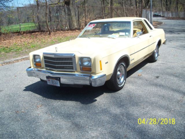 RARE 2DR 5.0 1978 GRANADA LANDAU COUPE ONLY 37K RUST FREE AND SOLID 1978 Ford Granada base