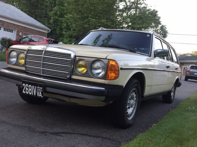 1984 Mercedes-Benz 300-Series