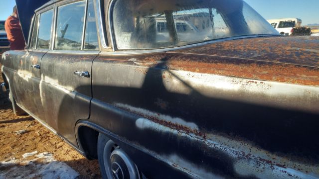 1967 Mercedes-Benz 200-Series - photo 8