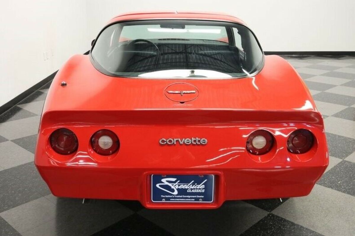 1981 Chevrolet Corvette - photo 12