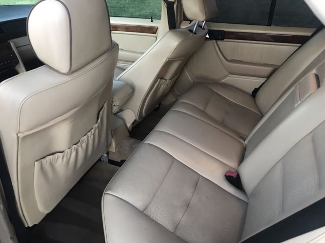 1992 Mercedes-Benz 400-Series - photo 7