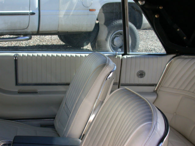 1966 Ford Thunderbird CONVERTIBLE - photo 6