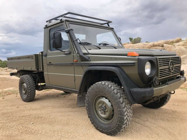 Rare 461 low milage 250GD G-class Pick-up Turbo Diesel A/C 1993 Mercedes-Benz G-Class Rare 461 low milage 250GD Pick-up Turbo Diesel