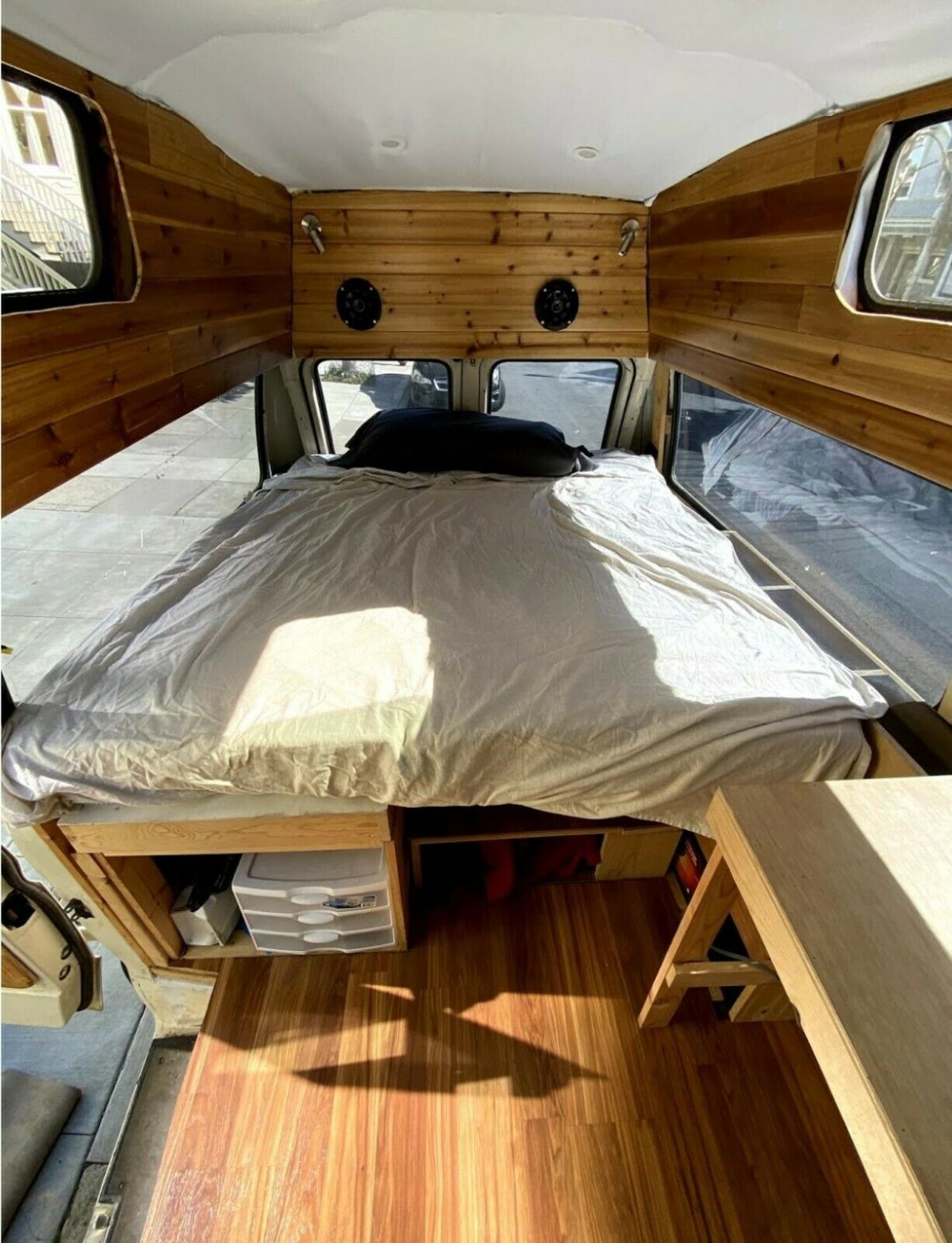 1991 Ford E-Series Van E250 - photo 4