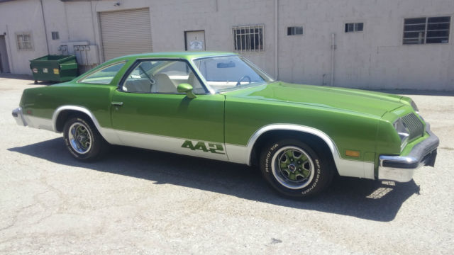RARE 5 SPEED MANUAL DOCUMENTED W29 RETRO COLOR COMBINATION! 1976 Oldsmobile 442 Cutlass