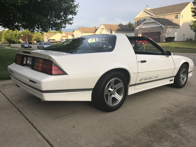 1989 Chevrolet Camaro IROC - photo 7