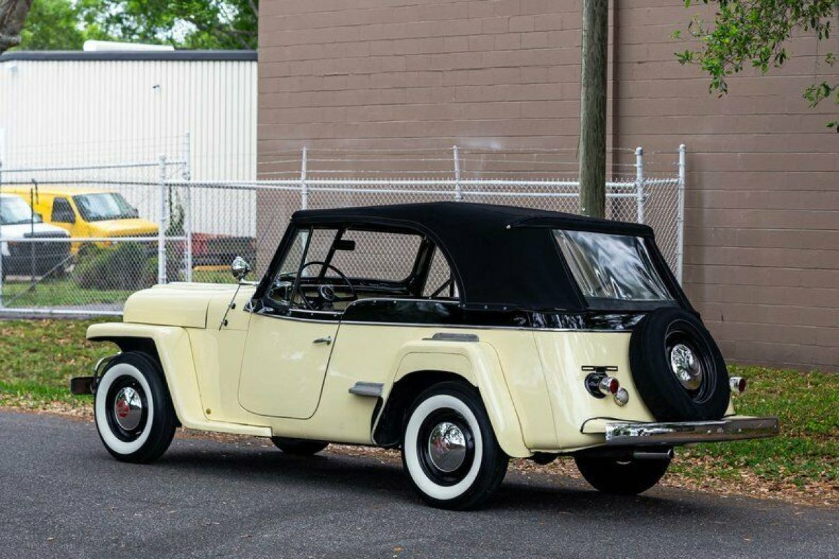 1950 Willys Jeepster - photo 2