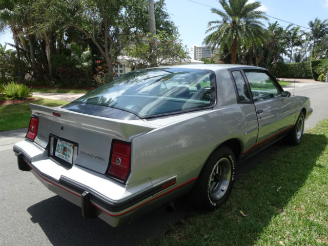 1986 Pontiac Grand Prix 2+2 - photo 9