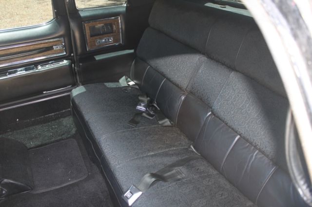 1971 Cadillac Fleetwood limousine - photo 9