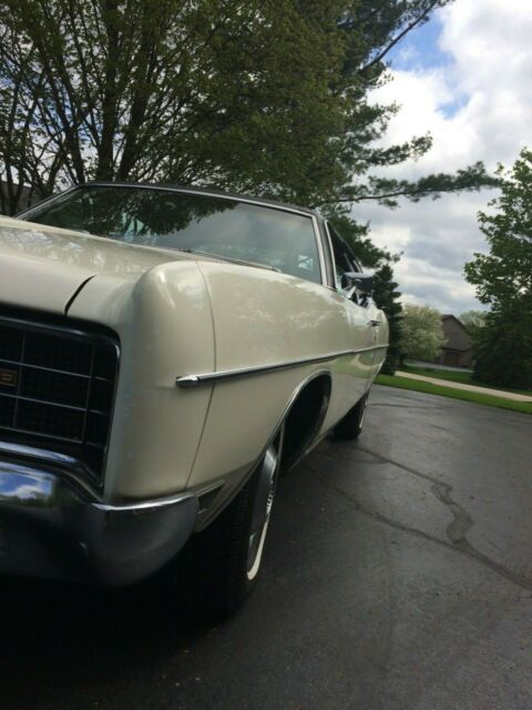1970 Ford Galaxie XL - Bucket Seats - photo 10