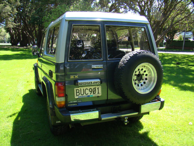 1991 Toyota Land Cruiser Toyota factory cloth - photo 2