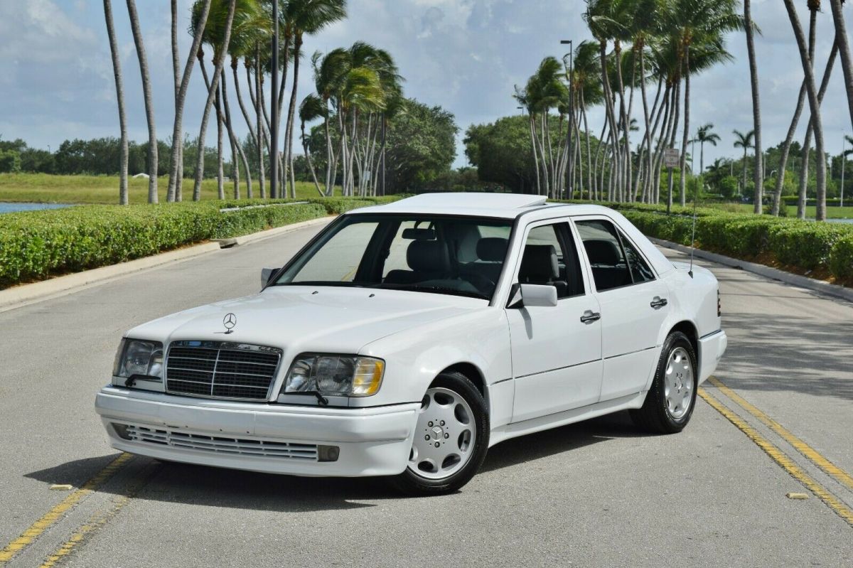 Rare Arctic White - ONLY 68K Miles - Detailed Maintenance and Service History 1993 Mercedes-Benz E-Class 500E W-124
