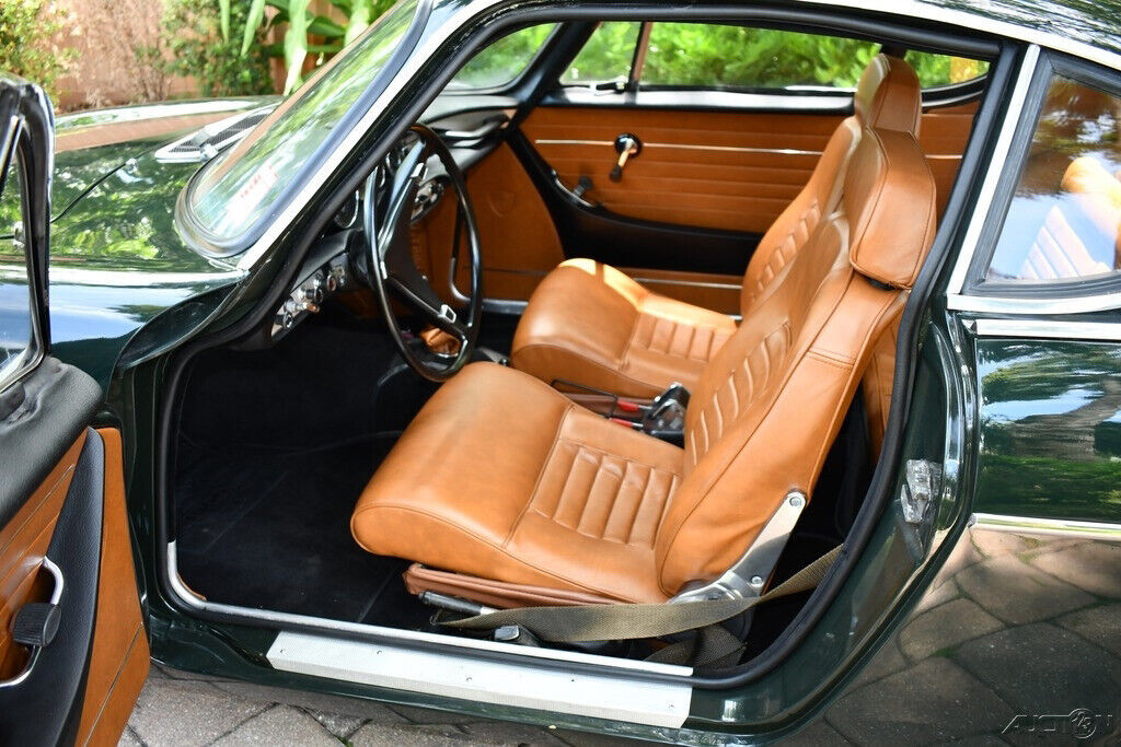 1969 Volvo P1800 2.0L Manual a must have for collection!! - photo 13